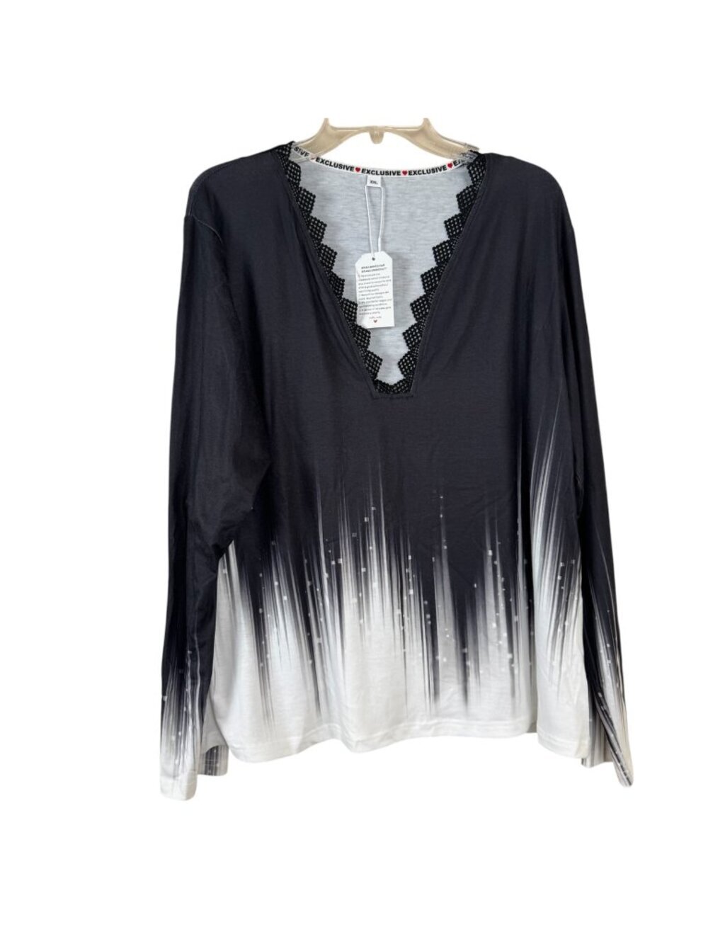 Made with Love NEW Black White Blouse Women's XXL Deep V Neck Office Lightweight